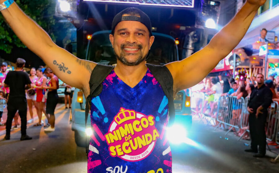 Inimigos da Segunda lança neste sábado a venda de abadás para o Carnaval 2027